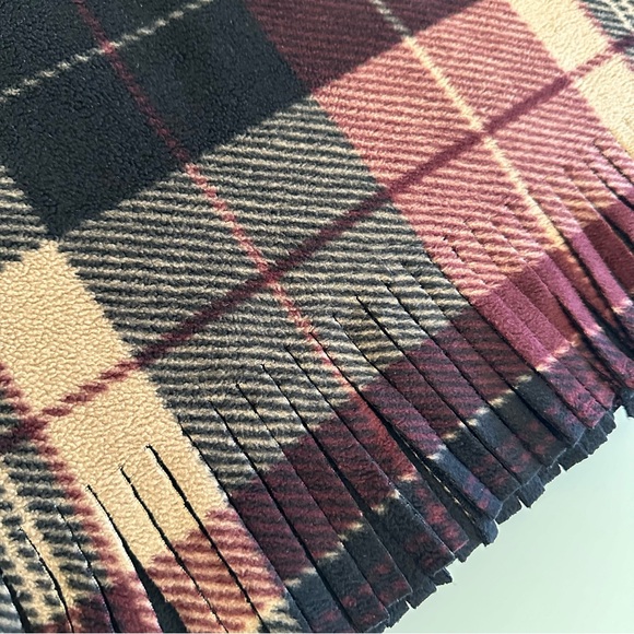 Rachel Roy | Cozy Burgundy Plaid Cape / Wrap / Shrug | One Size - Picture 11 of 15